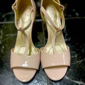 Brand Bandolino , like new